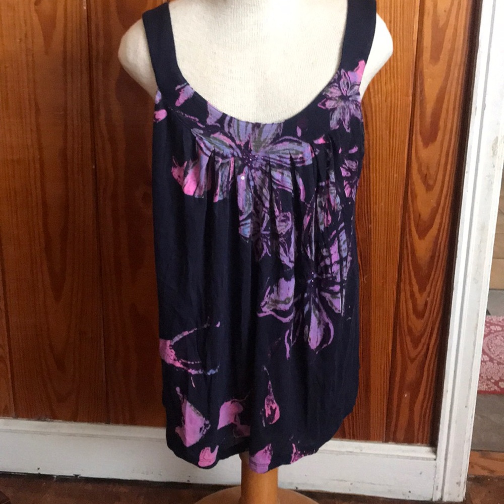Navy, floral express tank top size medium
